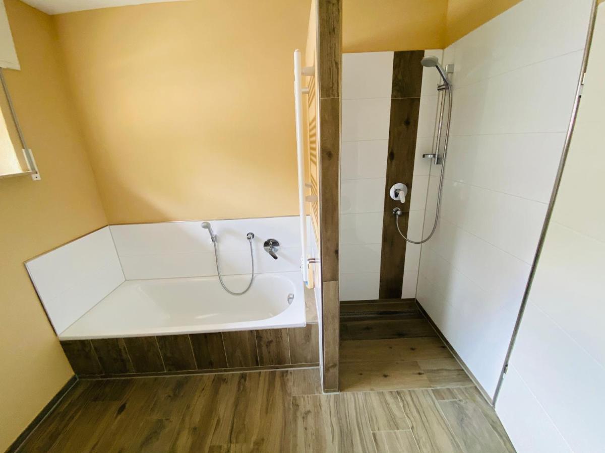 Generous Apartment I 7 Beds I 110 Sqm I Fast Internet Paderborn Extérieur photo